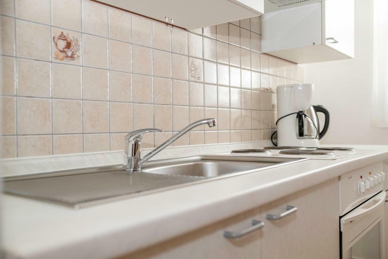 Apartmani Sanjin Tariba Супетарска-Драга Экстерьер фото