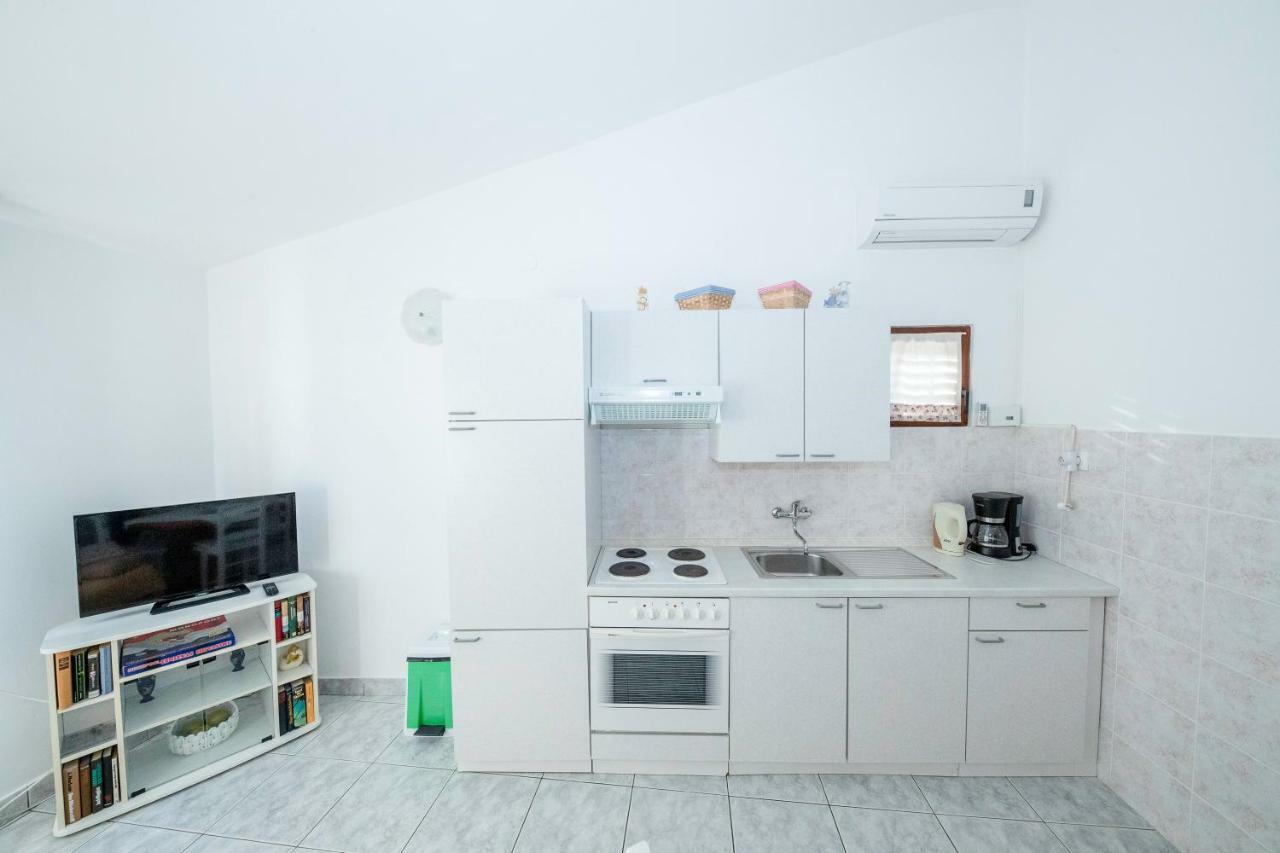 Apartmani Sanjin Tariba Супетарска-Драга Экстерьер фото