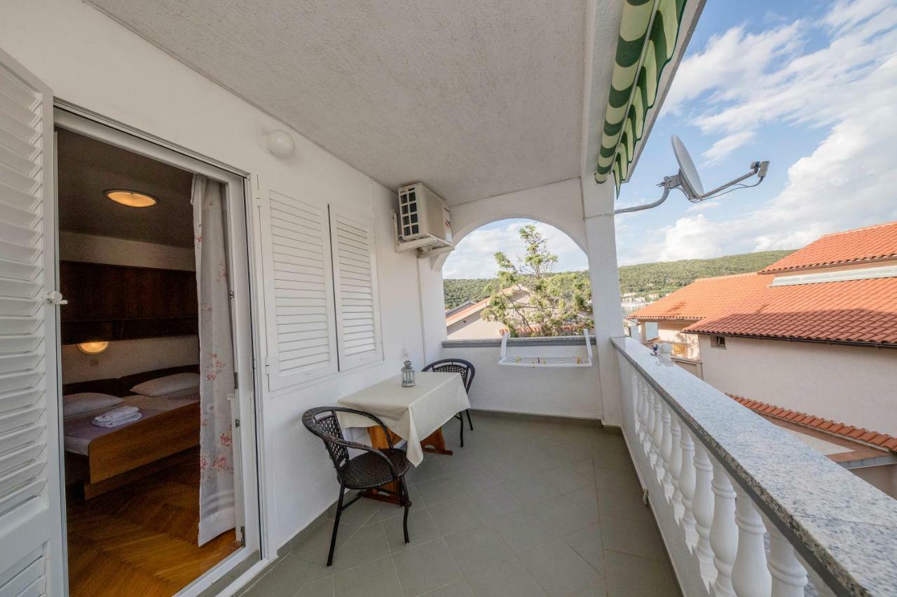 Apartmani Sanjin Tariba Супетарска-Драга Экстерьер фото